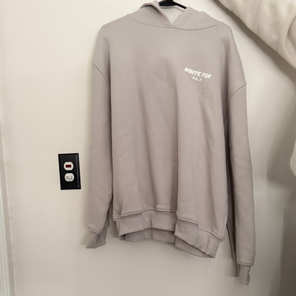 Men's Gray Sweater